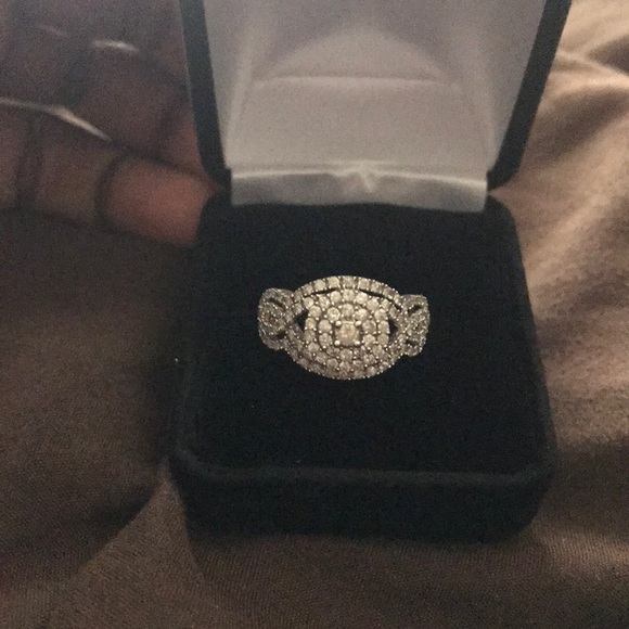 Sold - Picture 2 of 5